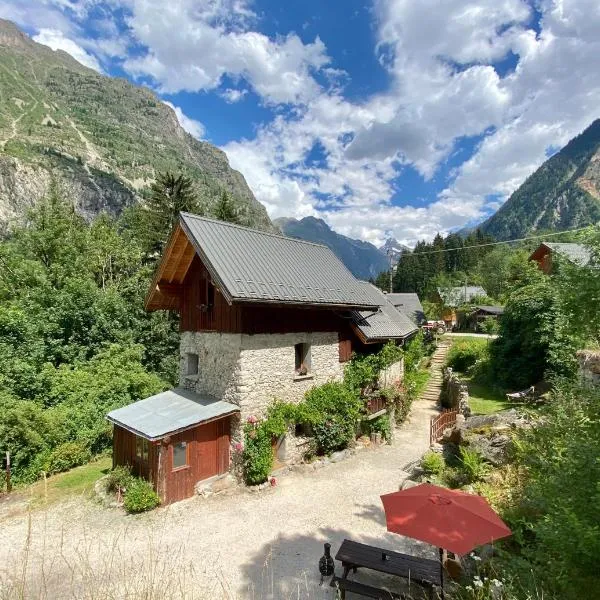 Ecrins Lodge, hotel v destinaci Le Bourg-dʼOisans