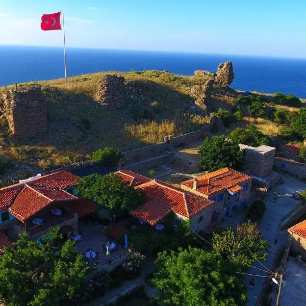 The Castle, hotel v destinaci Gokceada