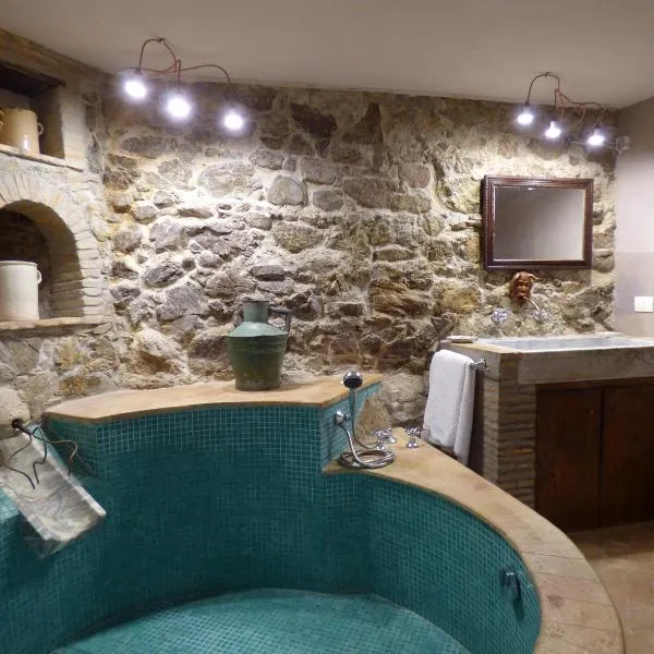 Il Nibbio - La Grotta del Fauno、モラーノ・カーラブロのホテル