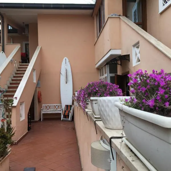 House Turi, hotel v destinaci Ardea