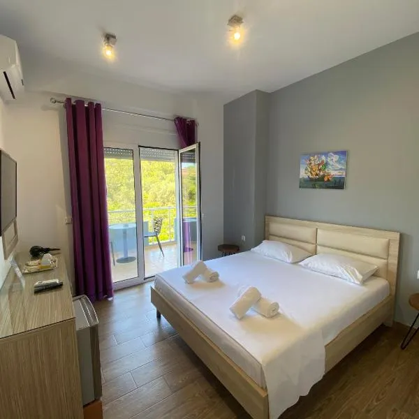 VIAL Rooms, hotel a Himare
