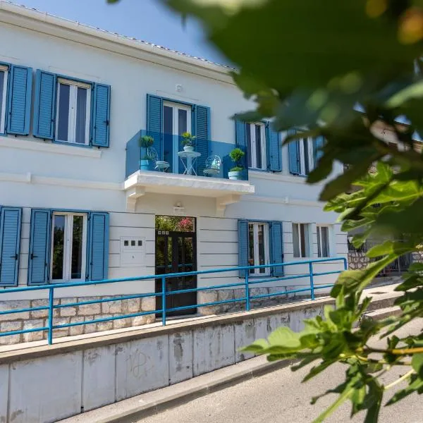 Apartments San Leopoldo, khách sạn ở Crikvenica