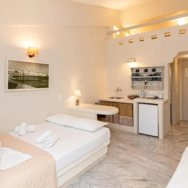 Fratelli Rooms, hotel u gradu Tinos