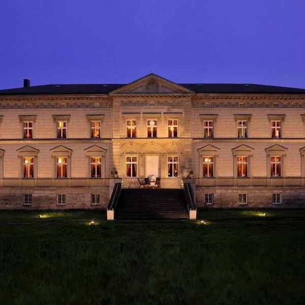 Schloss Tressow, מלון בTressow