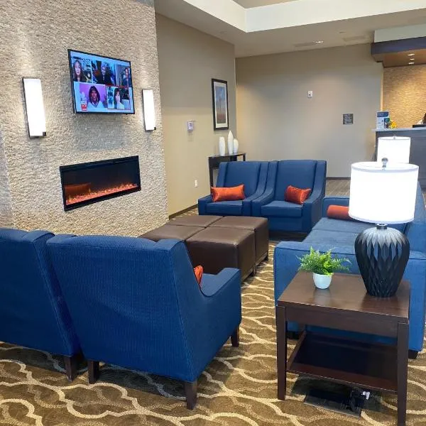 Comfort Suites Midland West, hotel u gradu Midland Airpark