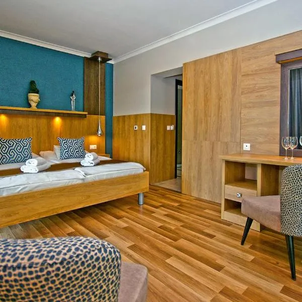 Boutique Hotel Divina, hotel v Harkány