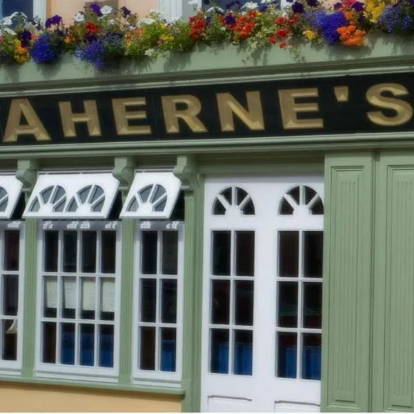 Aherne's Townhouse Hotel and Seafood Restaurant, hotel v destinaci Youghal