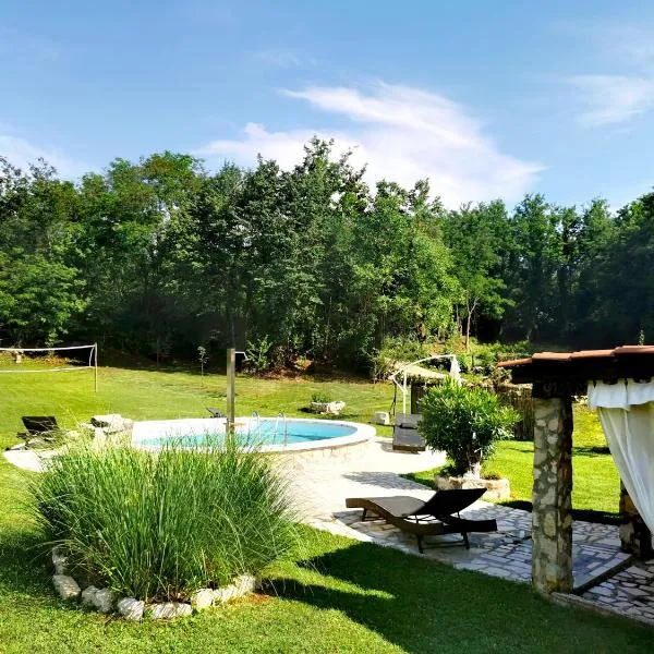Holiday House VUKI, hotel in Nedeščina