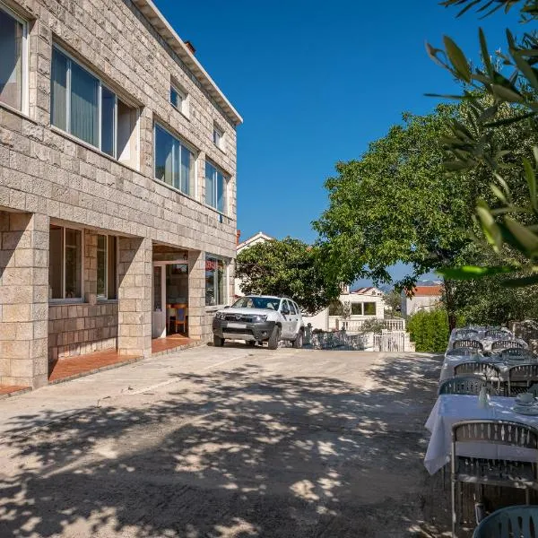 Country House Pansion, hotell i Cavtat