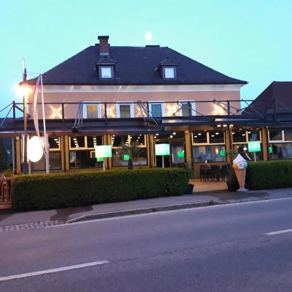 Santa Lucia Apartments, hotel v destinaci Bodensdorf