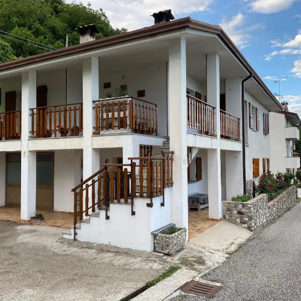 Da Mercedes, hotel v destinaci Cornino