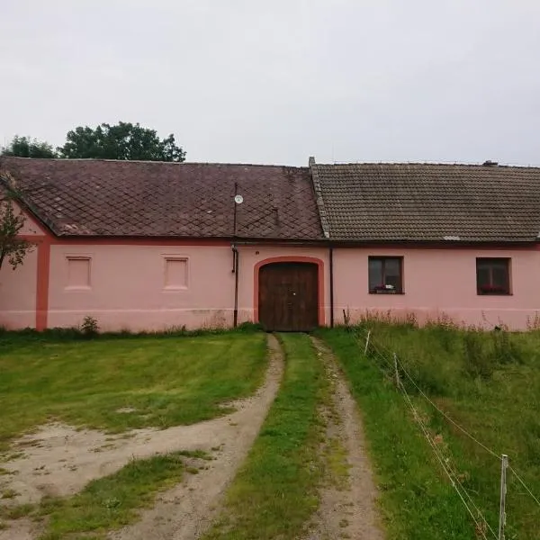 Ubytování na farmě v Novohradských horách, hotel v destinaci Horní Stropnice