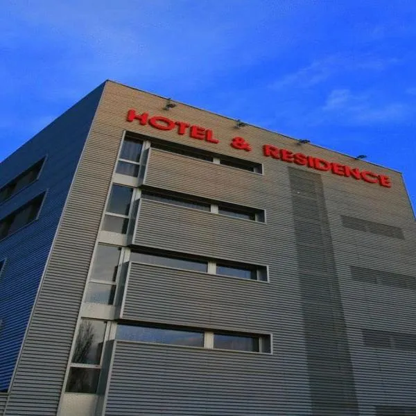 Silver Residence Hotel, hotel en Novellara