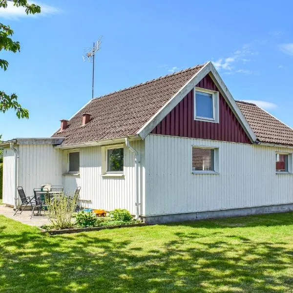 2 Bedroom Nice Home In Ystad, hotel in Ystad