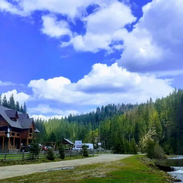Маєток горгани, hotel v destinaci Siněvirská Poljana