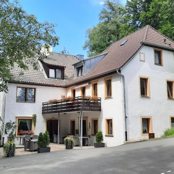 Hotel Pension Blüchersruh, hotel v destinaci Bad Berneck im Fichtelgebirge