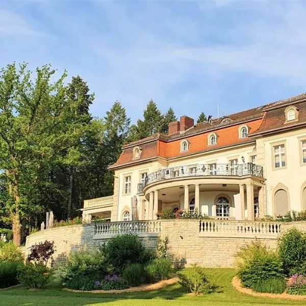 Hotel Villa Altenburg, hotel in Hummelshain