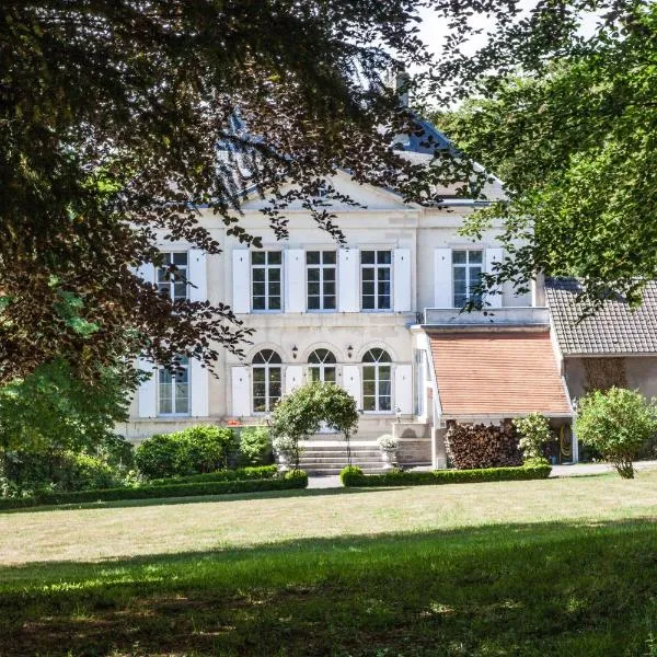 Maison Grandsire Chambres D'Hôtes, hotelli kohteessa Saint-Léonard