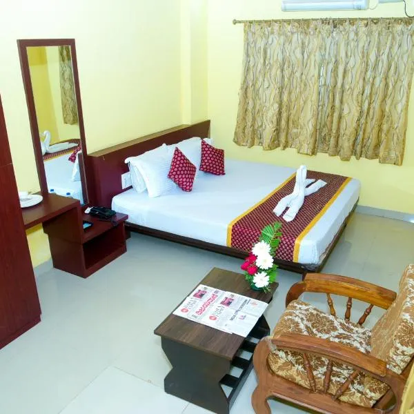 Grand Plaza, hotel v destinaci Dharwad