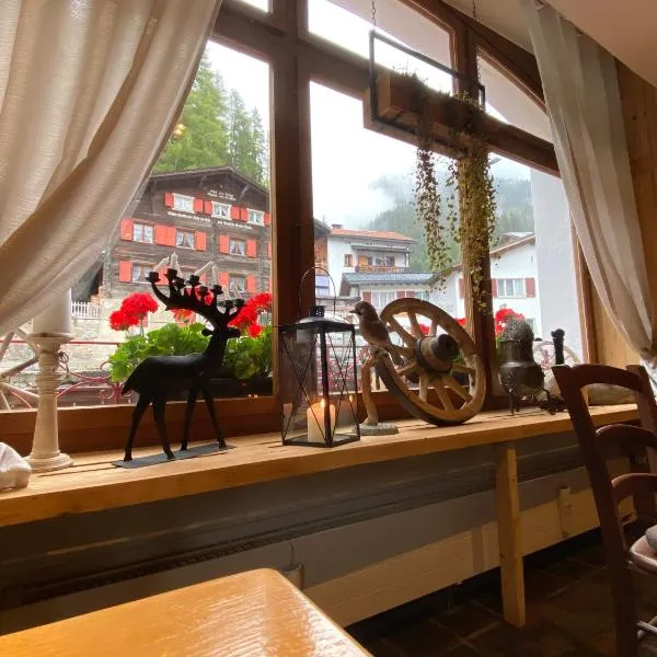 雪絨花賓館，Langwies的飯店