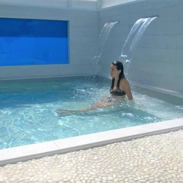Hotel Ambrosiana, hotel em Misano Adriatico