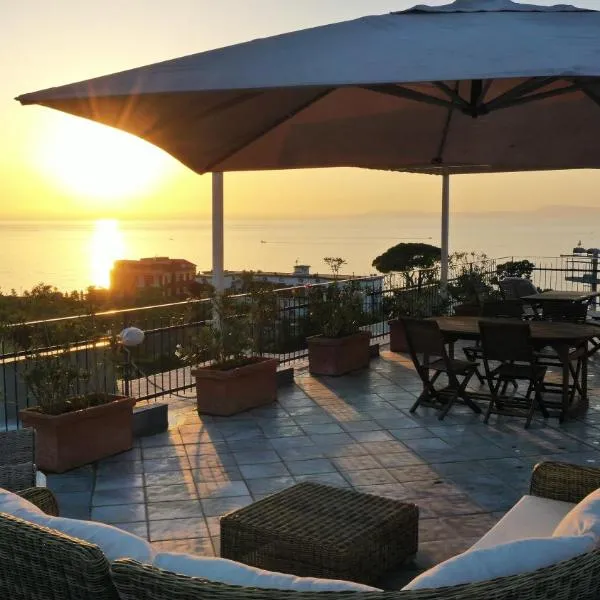 Sea&Skyview, Hotel in Sorrent