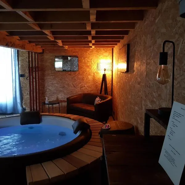 Odyssée - Chambre d'hôtes avec spa et sauna privés, hotel in Zeggers-Cappel