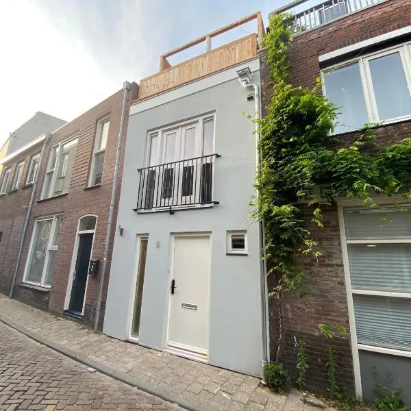 Stylish house in the heart of Breda city center, hotel in Breda