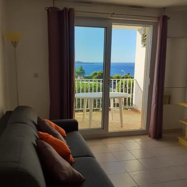 Studio cabine Thalacap Vue mer, hôtel à Banyuls-sur-Mer
