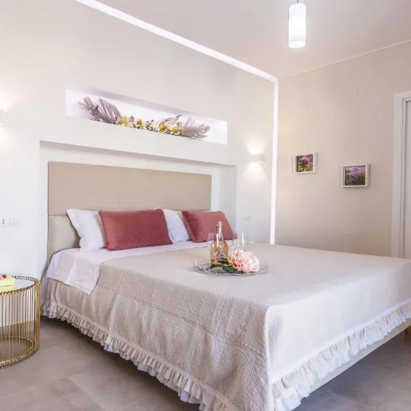 HYPNOTIC GUESTHOUSE، فندق في بودوني