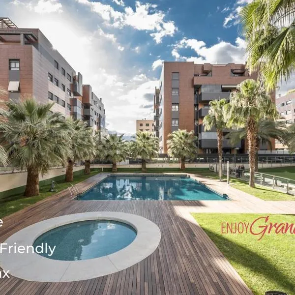 EnjoyGranada EMIR 3F - POOL, GYM & Free Parking, hotel v destinácii Granada