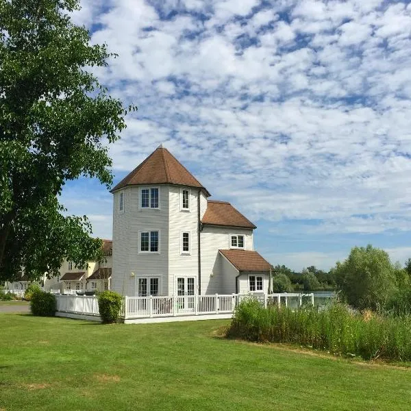 Windrush Turret Lodge, hotell sihtkohas South Cerney