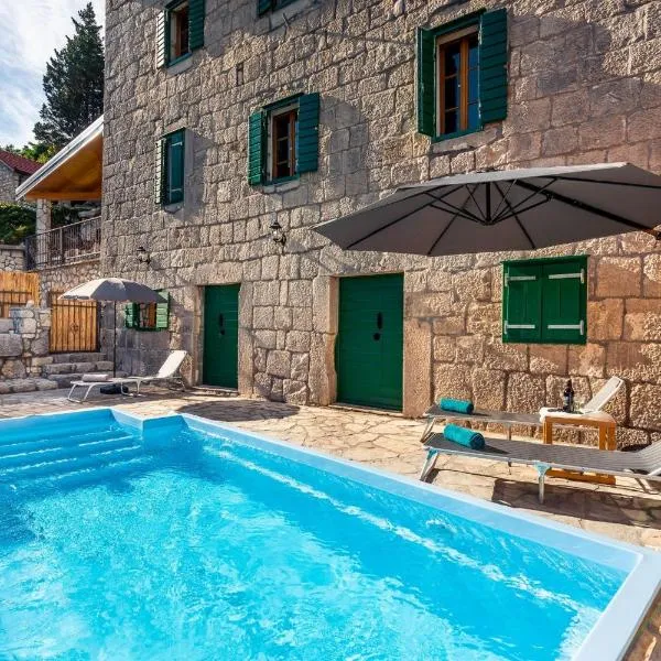Villa Lazini Dvori, hotel v destinácii Staševica