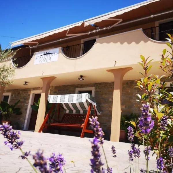 Apartments Gea, hotel en Lucija