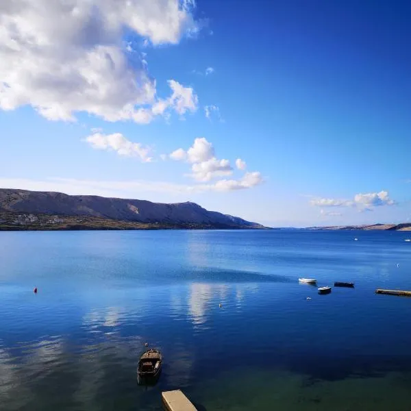 Bellavista bed and breakfast, hotel en Pag