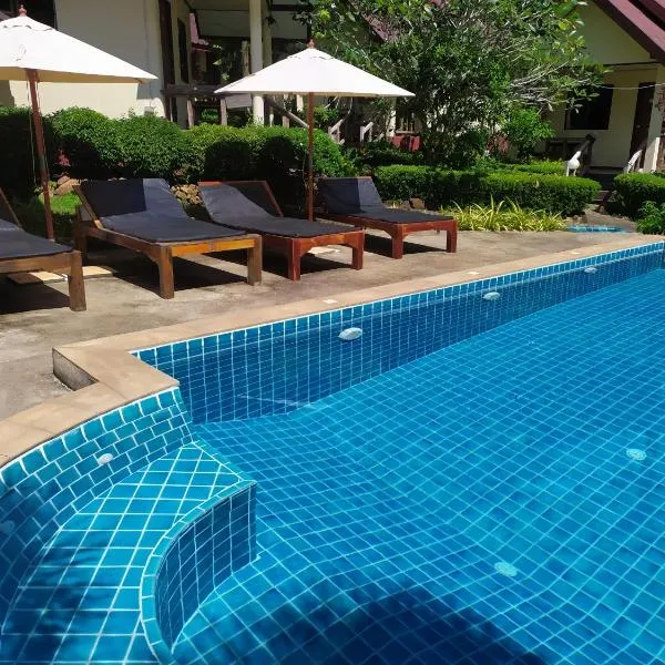 Baansanook Resort & Swimming Pool, hotel v destinaci Ko Chang