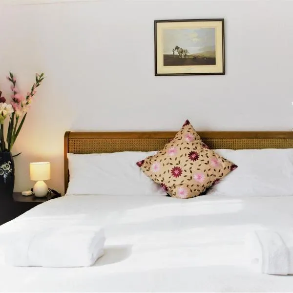 The Witterings Bed and Breakfast, хотел в Източен Уитеринг