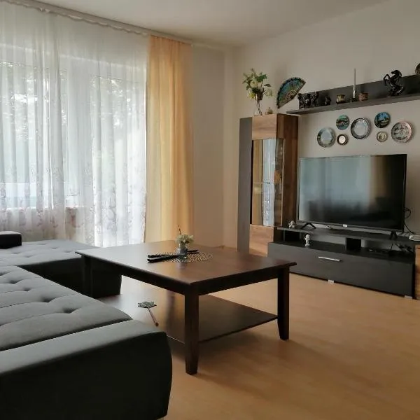 Apartment Paradies, hotel v destinaci Öhringen
