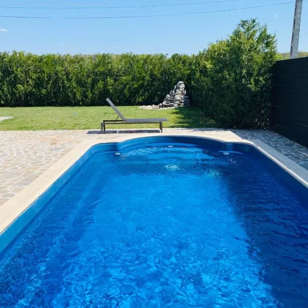 Gulia में, होटल Luxury 3 Bedroom Pool Villa