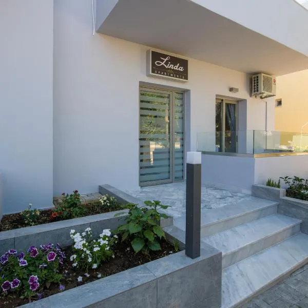 Linda Apartments Platanias、プラタニアスのホテル