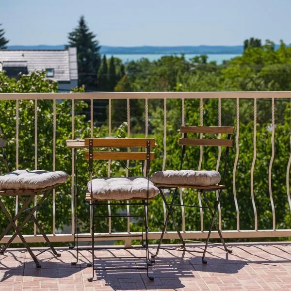 Balaton Vendégház, hotel v destinaci Balatonfüred