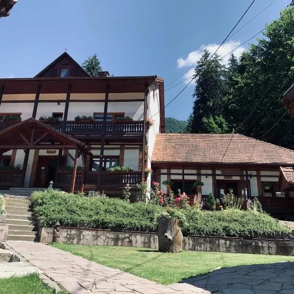 Székely Fogadó - Hanul Secuiesc, hotel em Băile Tuşnad