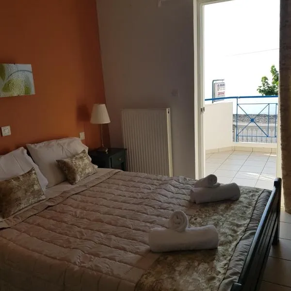 Schinas Apts., hotel di Agios Spiridon Fokidas