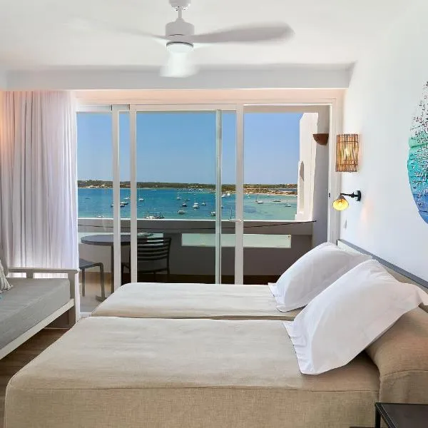 Apartamentos Sabina Playa, hotel v destinácii La Savina