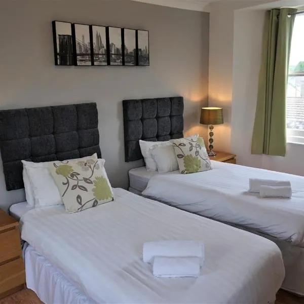 Rooms at The Angel, hotel a Cardigan