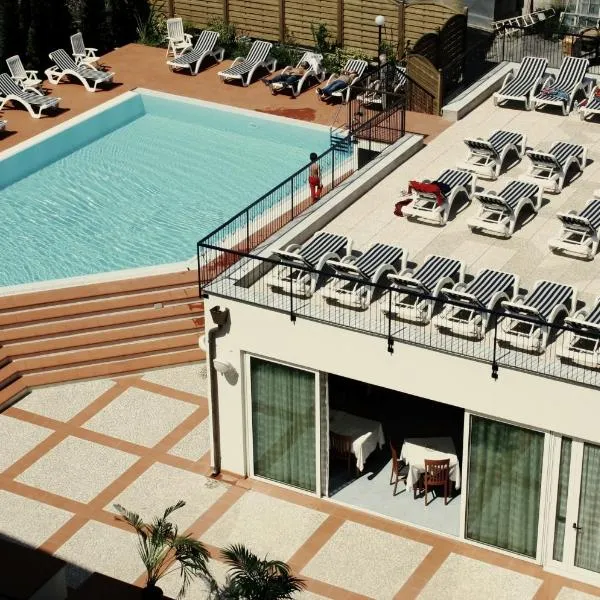 Hotel Residence Mediterraneo, hotel in Diano Marina