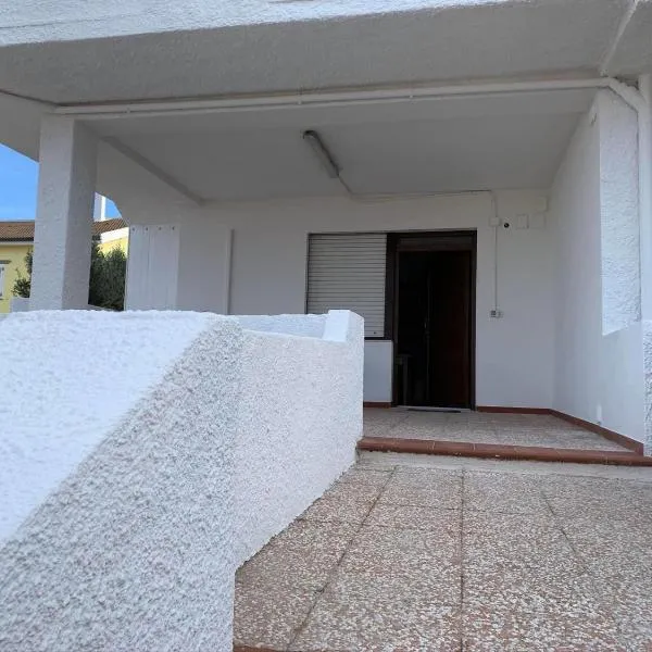 Casa sul mare Golfo dell'Asinara I, hotel in Porto Torres