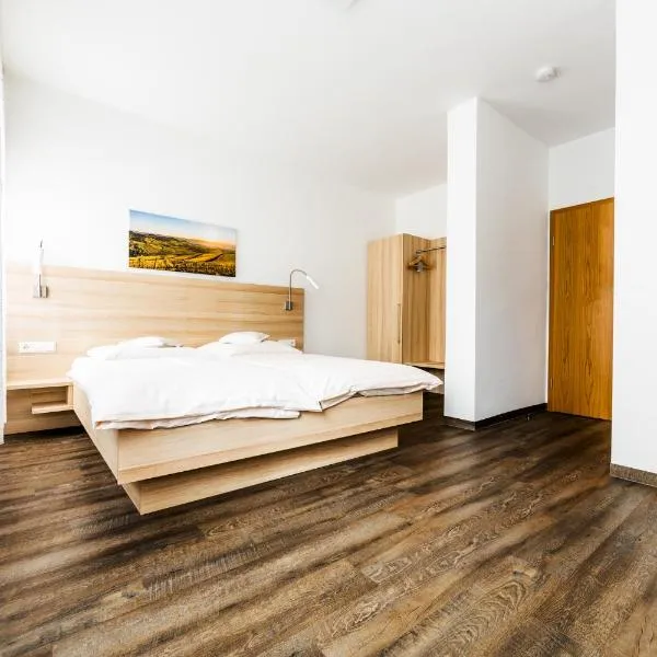 Hotel zur Post, hotel v destinaci Heilbronn