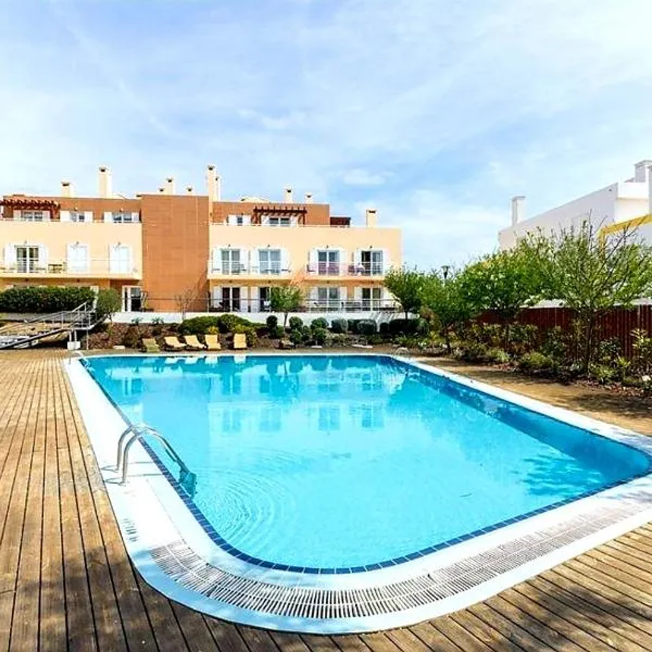 T2 Cabanas Gardens piscina e praia, hotel v destinaci Cabanas de Tavira