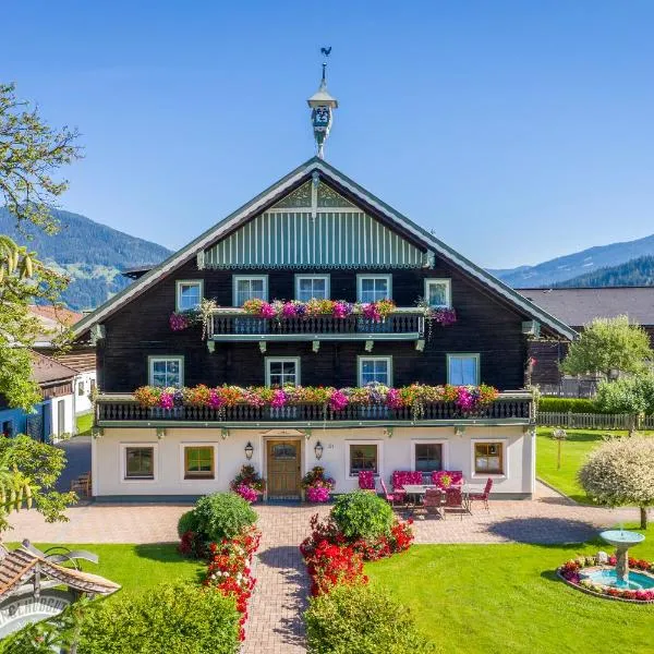 Frühstückspension Klinglhub, hotel ve Flachau